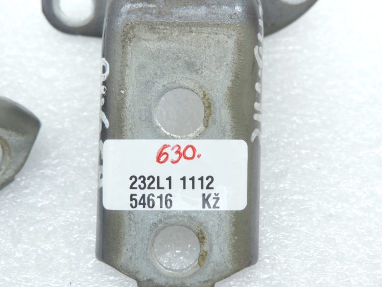 Oriģinālais Toyota Auris E150 aizmugurējo labās puses durvju eņģu komplekts, magnētiski pelēks (1G3)