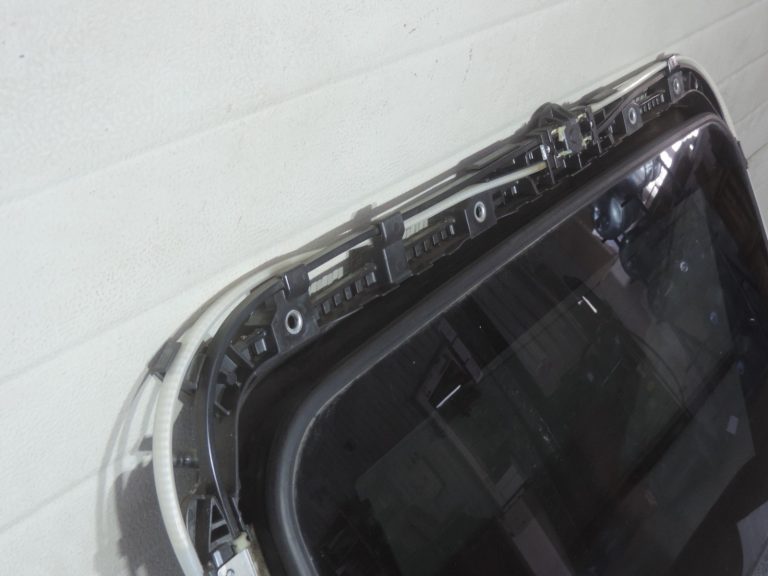 Oriģinālais 2007-2013 Toyota Auris E15 jumta logs 6320112280, 6320312160