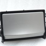 Toyota Avensis T25 Priekšējā pelnu trauka 7411005031 74110-05031