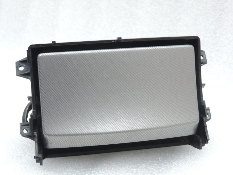 Toyota Avensis T25 Priekšējā pelnu trauka 7411005031 74110-05031