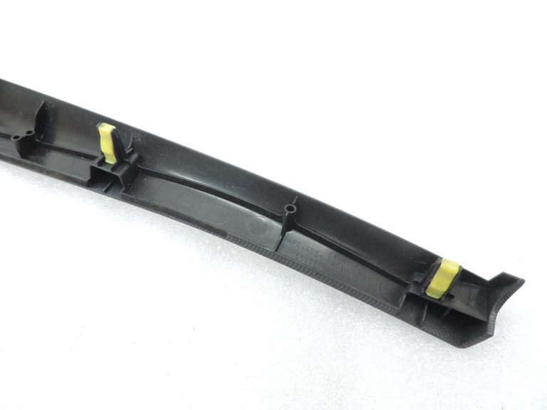 Oriģinālais Toyota Avensis T25 instrumentu paneļa apdares vāks 5547505050