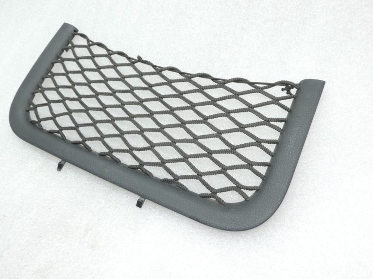 Oriģināls Toyota RAV4 III (XA30) aizmugurējo durvju nodalījuma tīkls 677094202020B0