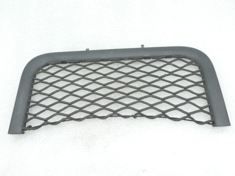 Oriģināls Toyota RAV4 III (XA30) aizmugurējo durvju nodalījuma tīkls 677094202020B0
