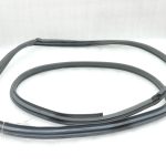 Oriģināls Toyota RAV4 III (XA30) aizmugurējo labās puses durvju blīvējums 6787142040