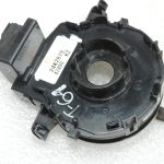 Oriģinālā Toyota RAV4 III (XA30) slīdošā gredzena uztīšanas atspere 8430622010 84306-22010