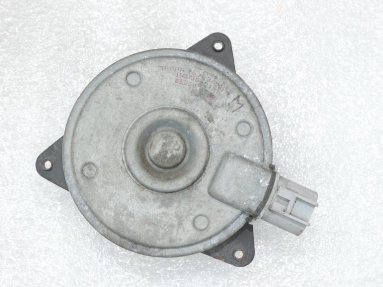 Oriģināls Toyota RAV4 III (XA30) radiatora ventilators 1636328170 16363-28170