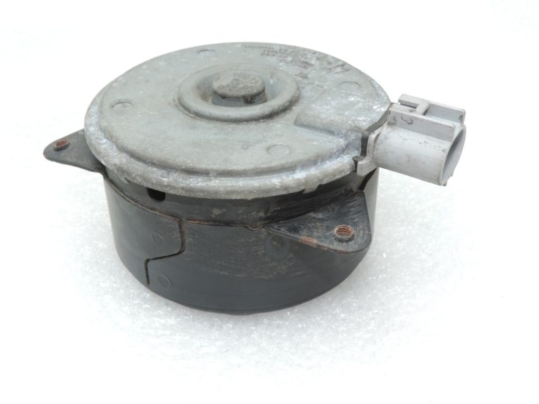 Oriģināls Toyota RAV4 III (XA30) radiatora ventilators 1636328170 16363-28170