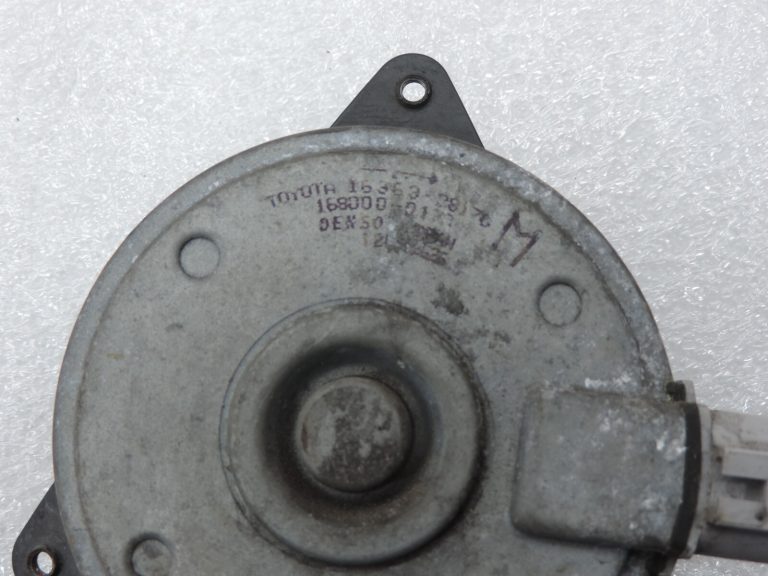 Oriģināls Toyota RAV4 III (XA30) radiatora ventilators 1636328170 16363-28170