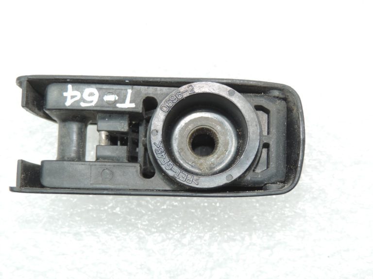 Oriģināls Toyota RAV4 III (XA30) aizmugurējā stikla tīrītāja sviras vāciņš ar eņģi 8529242020