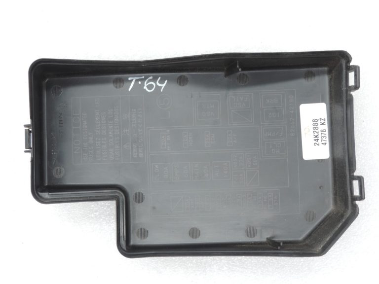 Oriģināls Toyota RAV4 III (XA30) drošinātāju kārbas NO.1 (kreisais) vāka vāks