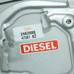 Toyota RAV4 III (XA30) Dīzeļdegvielas uzpildes vāka aizbīdnis 1F7 Classic Silver Metallic sudraba krāsā