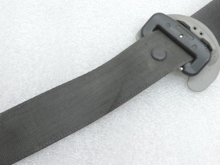 Oriģinālā Toyota RAV4 III (XA30) priekšējā kreisā drošības josta 7322042140B2 73220-42140-B2