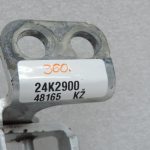 Oriģinālā Toyota RAV4 III (XA30) aizmugurējo durvju viru augšējā/apakšējā daļa 1F7 sudraba krāsā