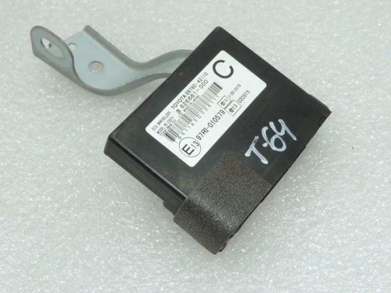 Oriģināls Toyota RAV4 III (XA30) imobilaizera vadības bloks 8978042130 8978042131