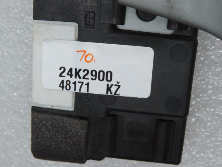 Oriģināls Toyota RAV4 III (XA30) imobilaizera vadības bloks 8978042130 8978042131