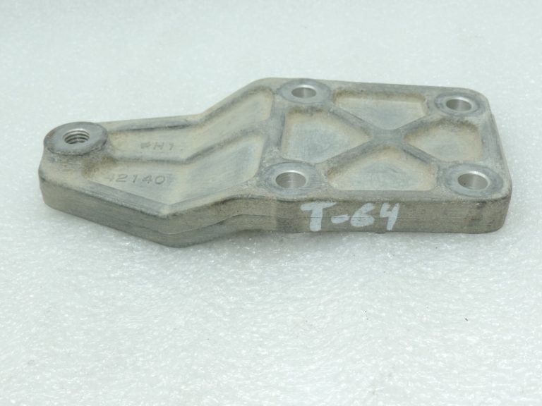 Oriģinālais Toyota RAV4 III (XA30) Lexus NX AZ10 diferenciāļa stiprinājums 5239142140