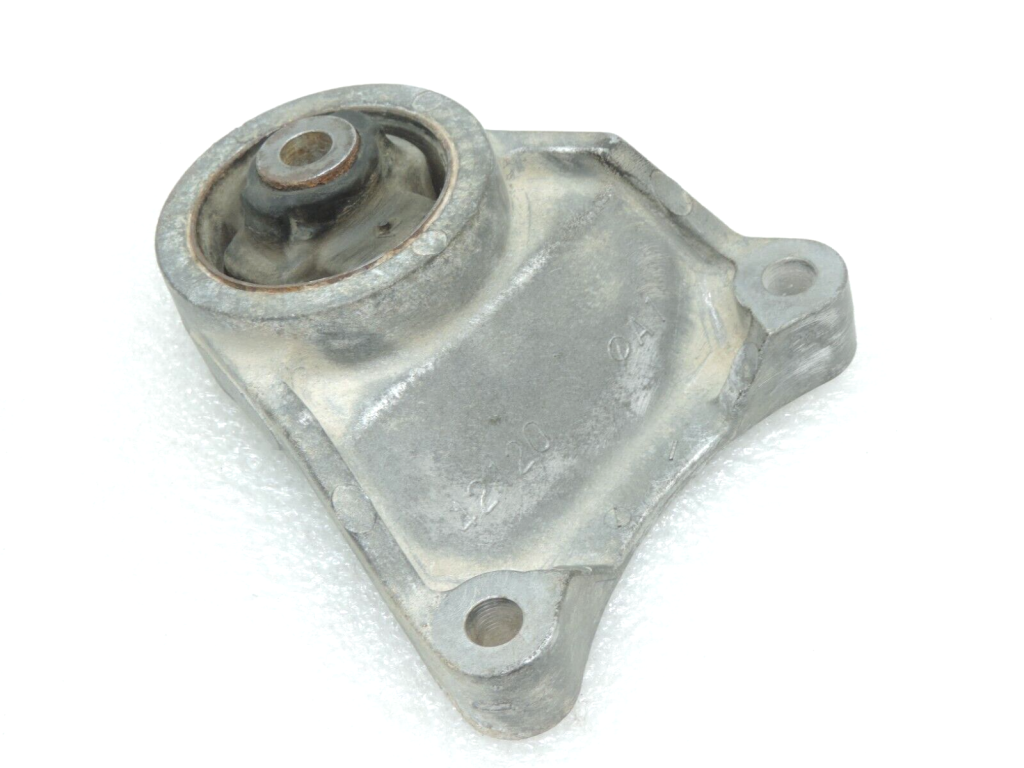 Oriģinālais Toyota RAV4 III (XA30) Lexus NX AZ10 diferenciāļa stiprinājums 5238042110