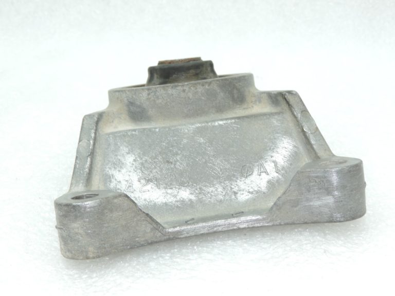 Oriģinālais Toyota RAV4 III (XA30) Lexus NX AZ10 diferenciāļa stiprinājums 5238042110