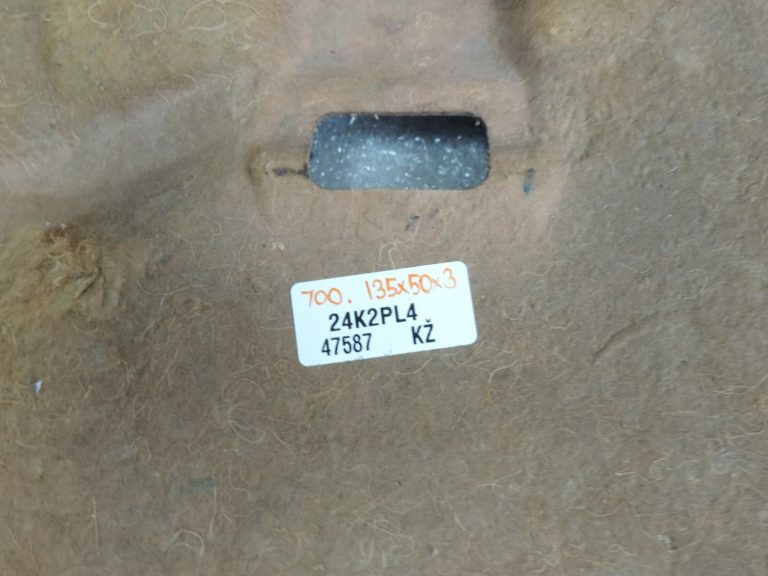 Oriģināls Toyota RAV4 III (XA30) motora pārsega izolācijas paklājs 5334142070 53341-42070