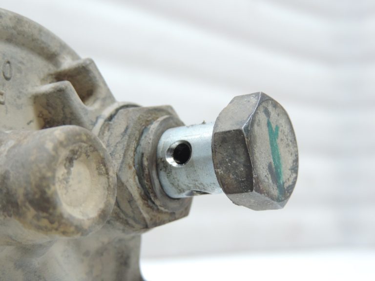 Toyota Hilux Land Cruiser Prado Hiace Dyna dīzeļdzinēja vakuuma sūknis 29300-67020