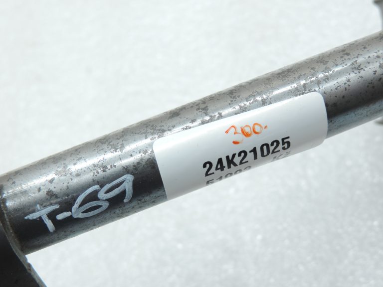 Oriģināla Toyota Yaris P13 1.3 1NR-FE ūdensvada apvadcaurules līnija 1626847031