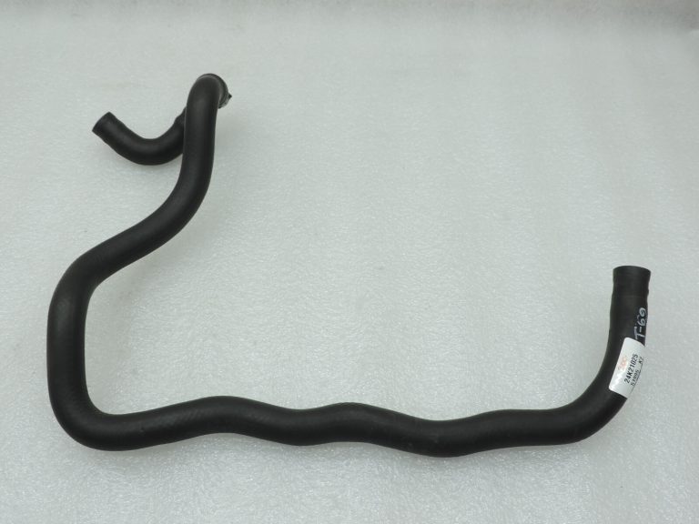 Oriģinālā Toyota Yaris P13 1.3 1NR-FE Ūdens šļūtene Ūdens caurule 872090D200