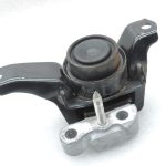 Oriģināls Toyota Yaris P13 1.3 1NR-FE Dzinēja stiprinājums pa labi 123050Y050