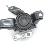 Oriģināls Toyota Yaris P13 1.3 1NR-FE Dzinēja stiprinājums pa labi 123050Y050