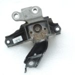 Oriģināls Toyota Yaris P13 1.3 1NR-FE Dzinēja stiprinājums pa labi 123050Y050
