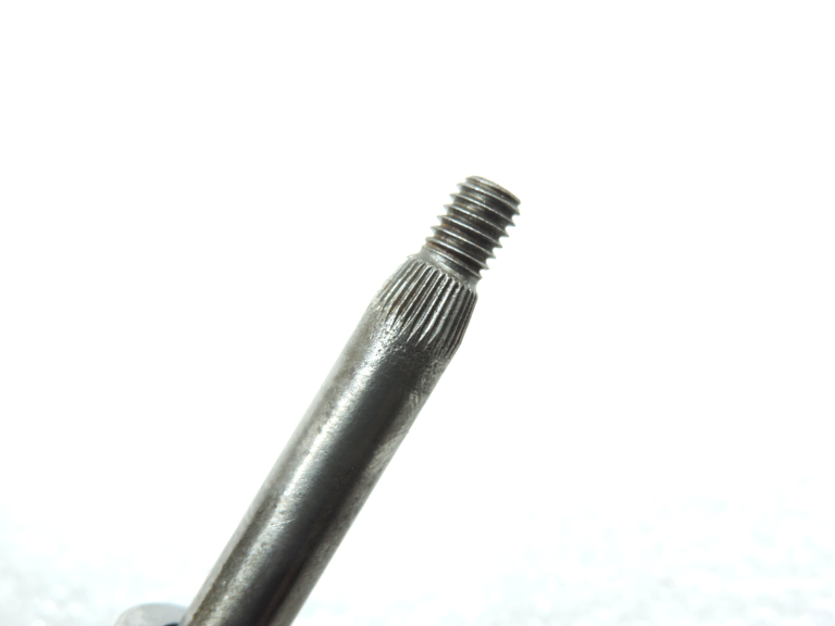 Oriģināls Toyota Yaris P13 aizmugurējā tīrītāja motors 851300D080 85130-0D080