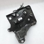 Oriģināls Toyota Yaris P13 akumulatora paliktnis akumulatora korpuss 744100D090 74410-0D090
