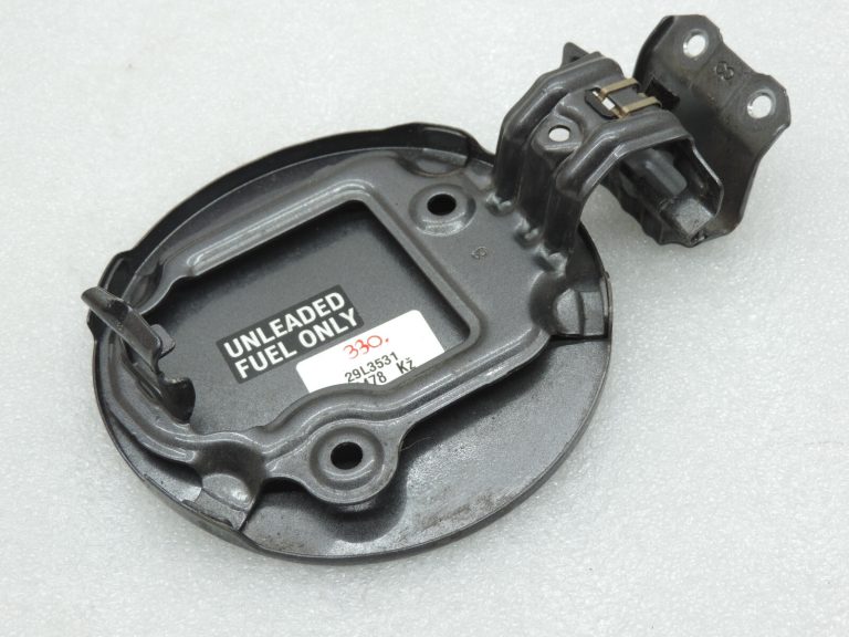 Oriģināls Toyota Yaris P13 1.3 VVT-i degvielas uzpildes vāciņš degvielas uzpildes vāks 1G3 Magnetic Grey