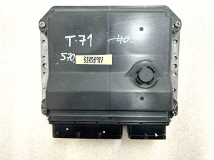 Toyota avensis ADT27 2008 - 2018 Engine control unit control unit 8966105d11
