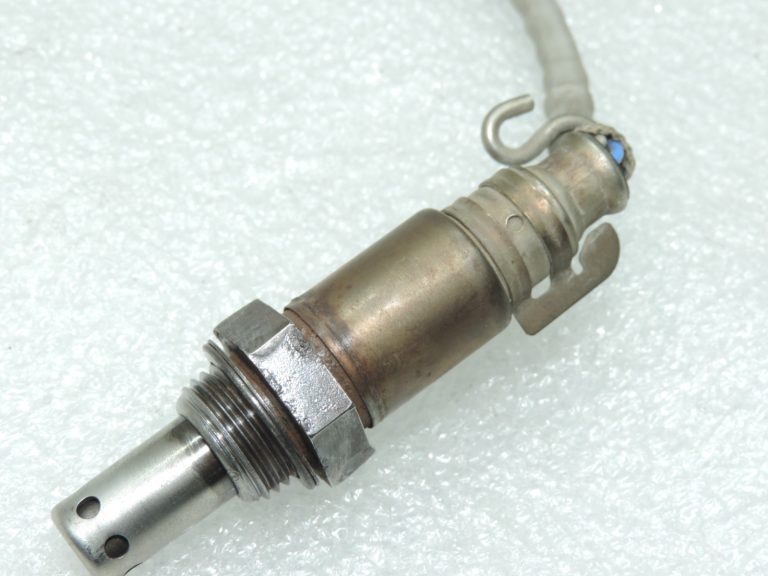 Oriģināls Toyota Avensis T27 2.2 D-CAT Lambda sensors 8946720100, 89467-20100