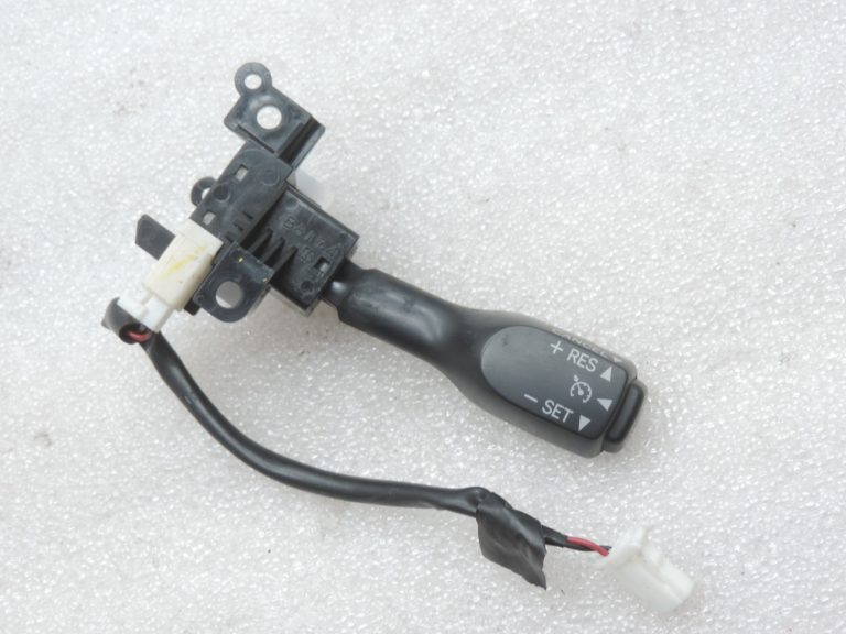 Oriģināls Toyota Avensis T27 kruīza vadības slēdzis 8463205010, 84632-05010