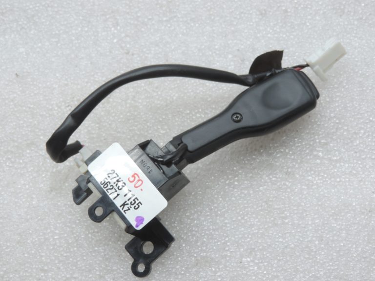 Oriģināls Toyota Avensis T27 kruīza vadības slēdzis 8463205010, 84632-05010