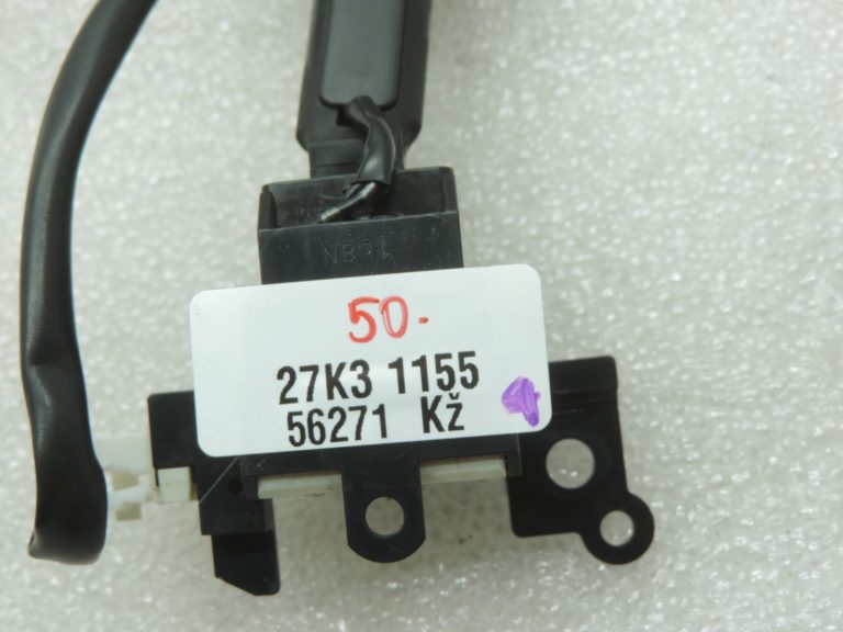 Oriģināls Toyota Avensis T27 kruīza vadības slēdzis 8463205010, 84632-05010