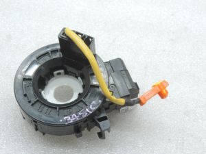 Oriģināla Toyota Avensis T27 slīdgredzena uztinēja atspere 8430705030, 84307-05030