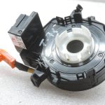 Oriģināla Toyota Avensis T27 slīdgredzena uztinēja atspere 8430705030, 84307-05030