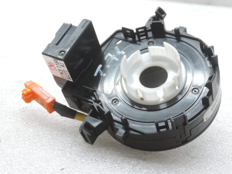 Oriģināla Toyota Avensis T27 slīdgredzena uztinēja atspere 8430705030, 84307-05030