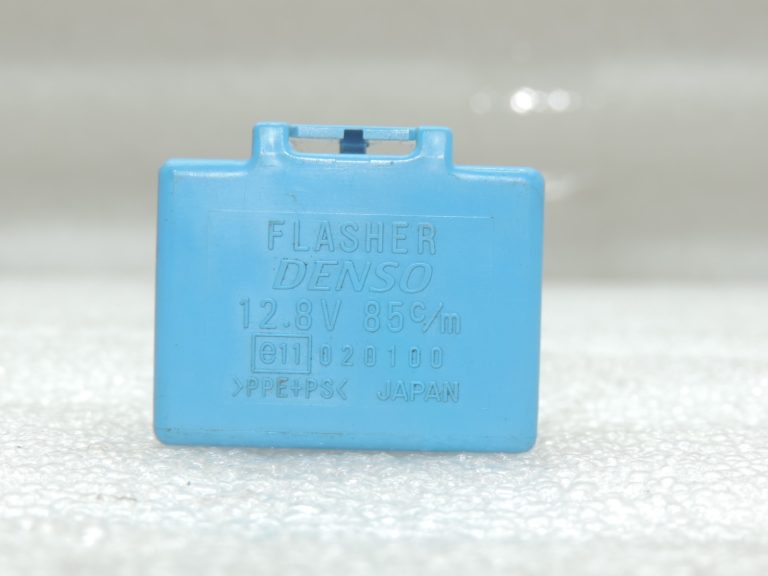 Oriģināls Toyota Avensis T27 Flasher releja indikatora releja 81980-0D040