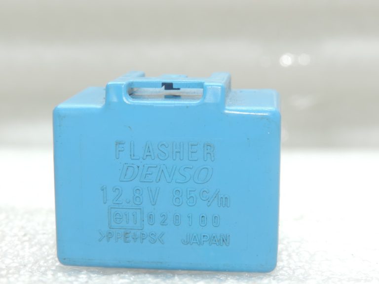 Oriģināls Toyota Avensis T27 Flasher releja indikatora releja 81980-0D040