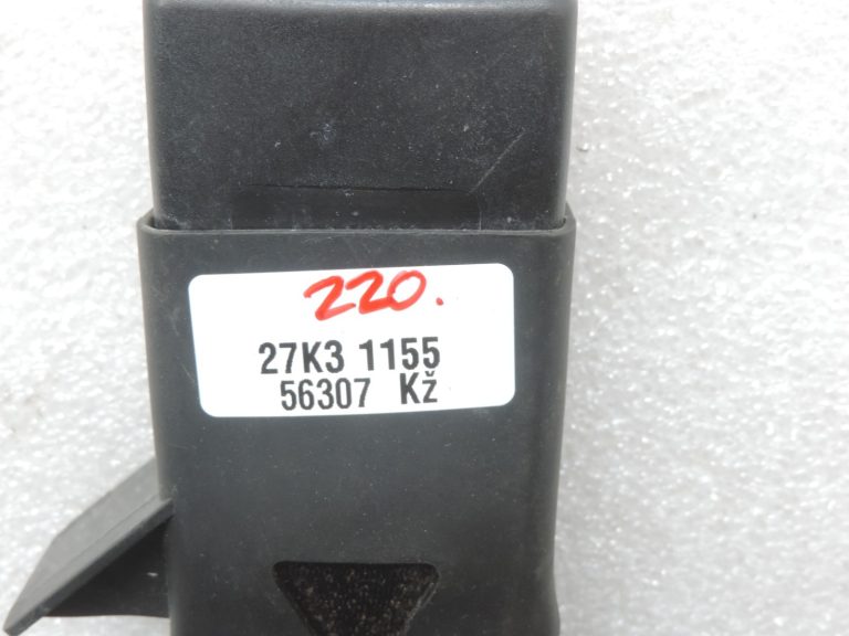 Oriģinālā Toyota Avensis T27 aizmugurējā labās drošības jostas sprādze 733800502020C0