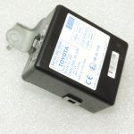 Oriģināls Toyota Corolla Verso AR10 Centrālās bloķēšanas durvju vadības bloks 897410F010
