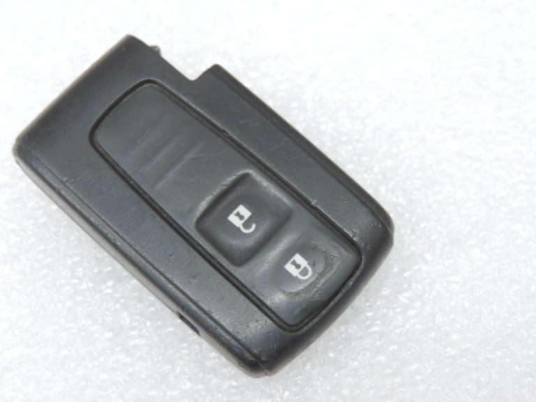 Oriģinālā Toyota Corolla Verso AR10 tālvadības pults 890710F041