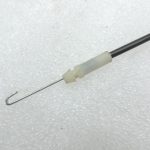 Oriģinālā Toyota Corolla Verso AR10 aizmugurējās labās puses durvju slēdzenes trose 697700F010