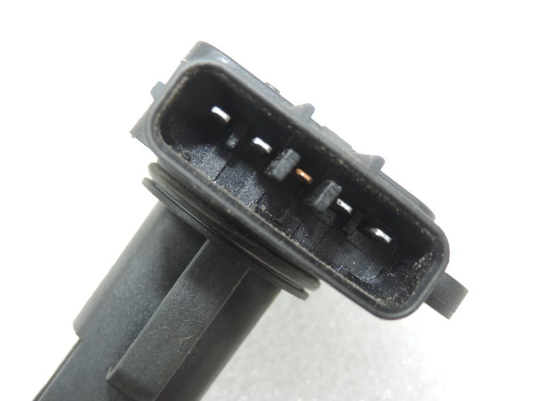 Oriģināls Toyota Corolla Verso AR10 dīzeļdegvielas masas gaisa plūsmas sensors LMM MAF 222040N010