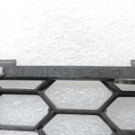 Toyota Corolla Verso AR10 Priekšējā bampera apakšējā radiatora restīte 531120F020