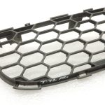 Toyota Corolla Verso AR10 Priekšējā bampera apakšējā radiatora restīte 531120F020