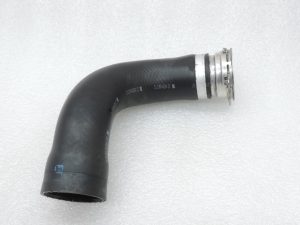 Oriģinālā Toyota Corolla Verso AR10 2.2 D-4D uzpildes gaisa šļūtene 1734226072